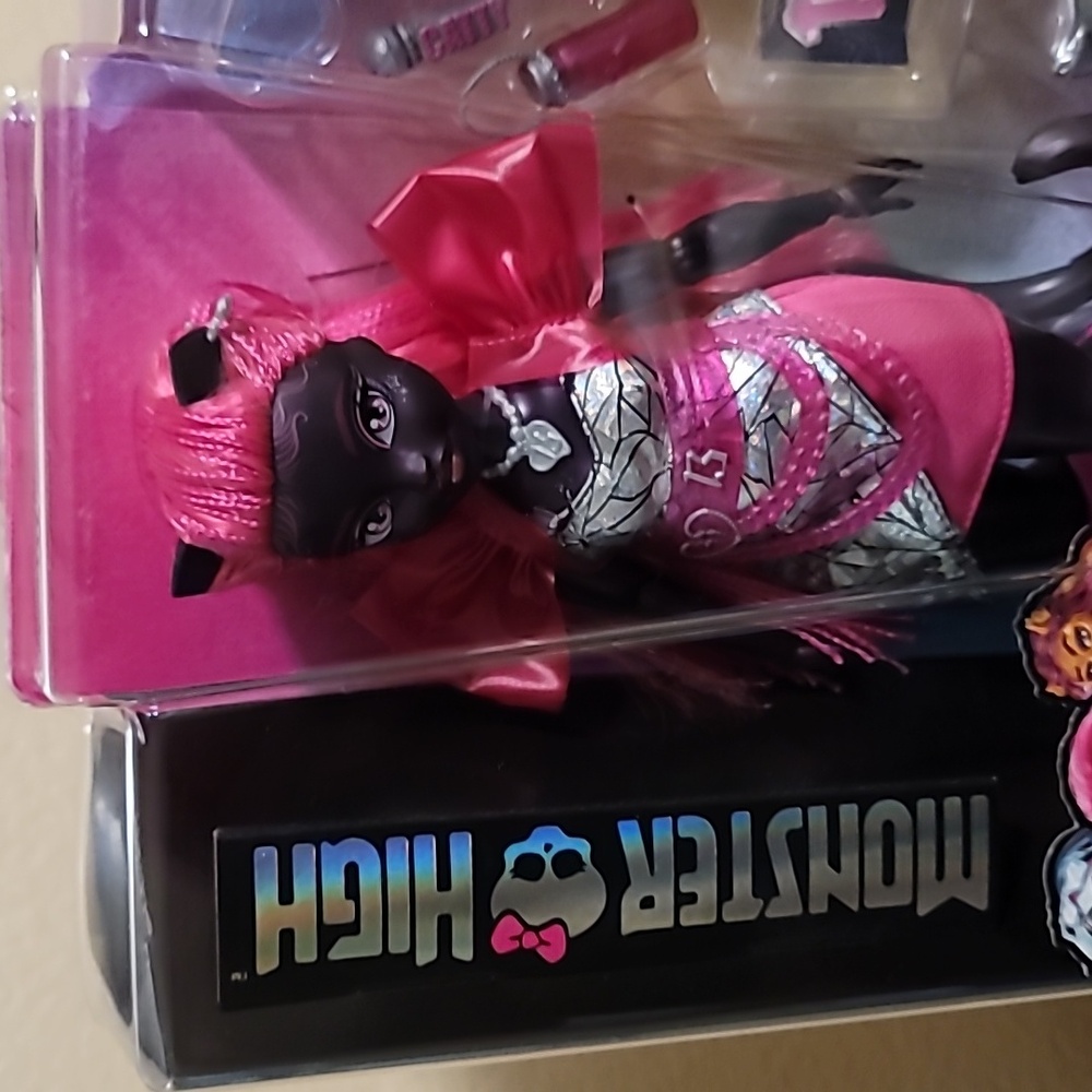Monster High Doll.  Catty Noir - Picture 2 of 4